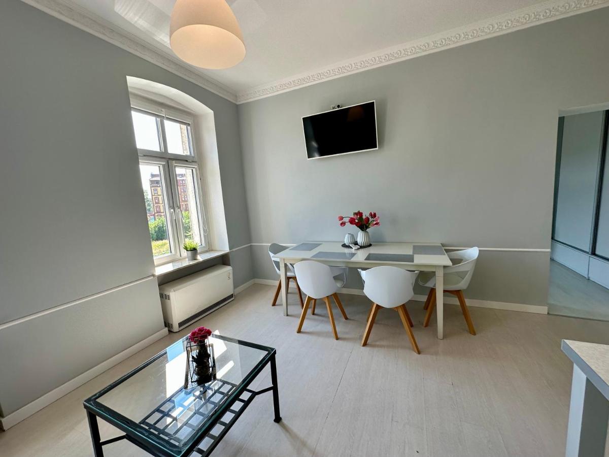 Wroclove Tumski Apartment Wroclaw Bagian luar foto