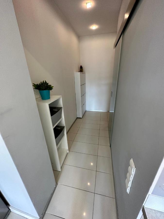 Wroclove Tumski Apartment Wroclaw Bagian luar foto